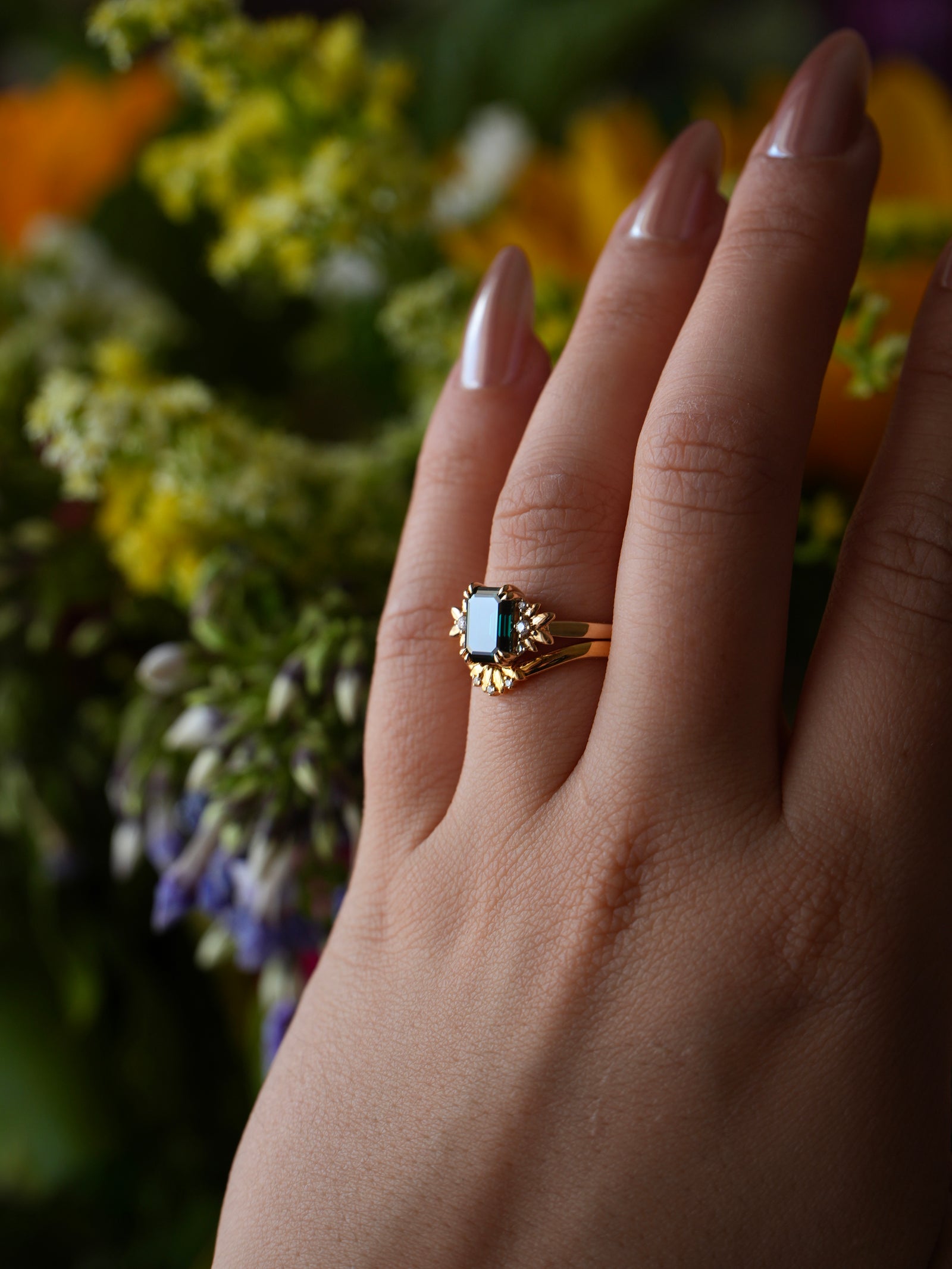 Everbound | Diamonds Gold Wedding Band