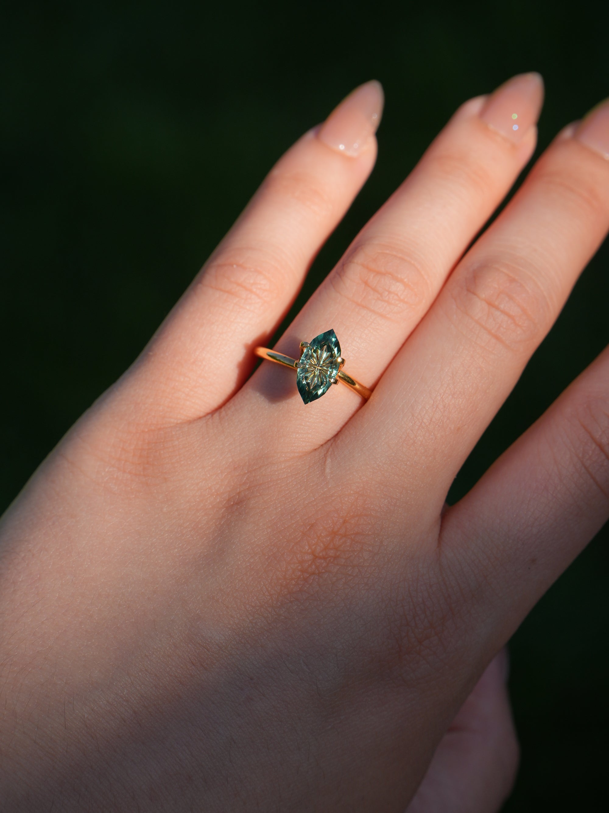 Fantasy cut Green Lab Sapphire Marquise