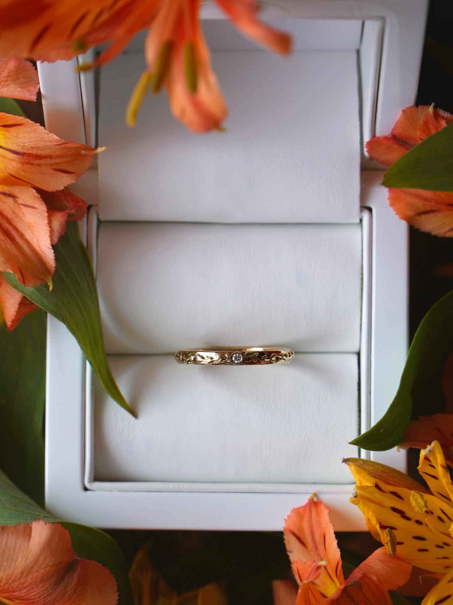Marigold | Lab Diamond Gold leaves band